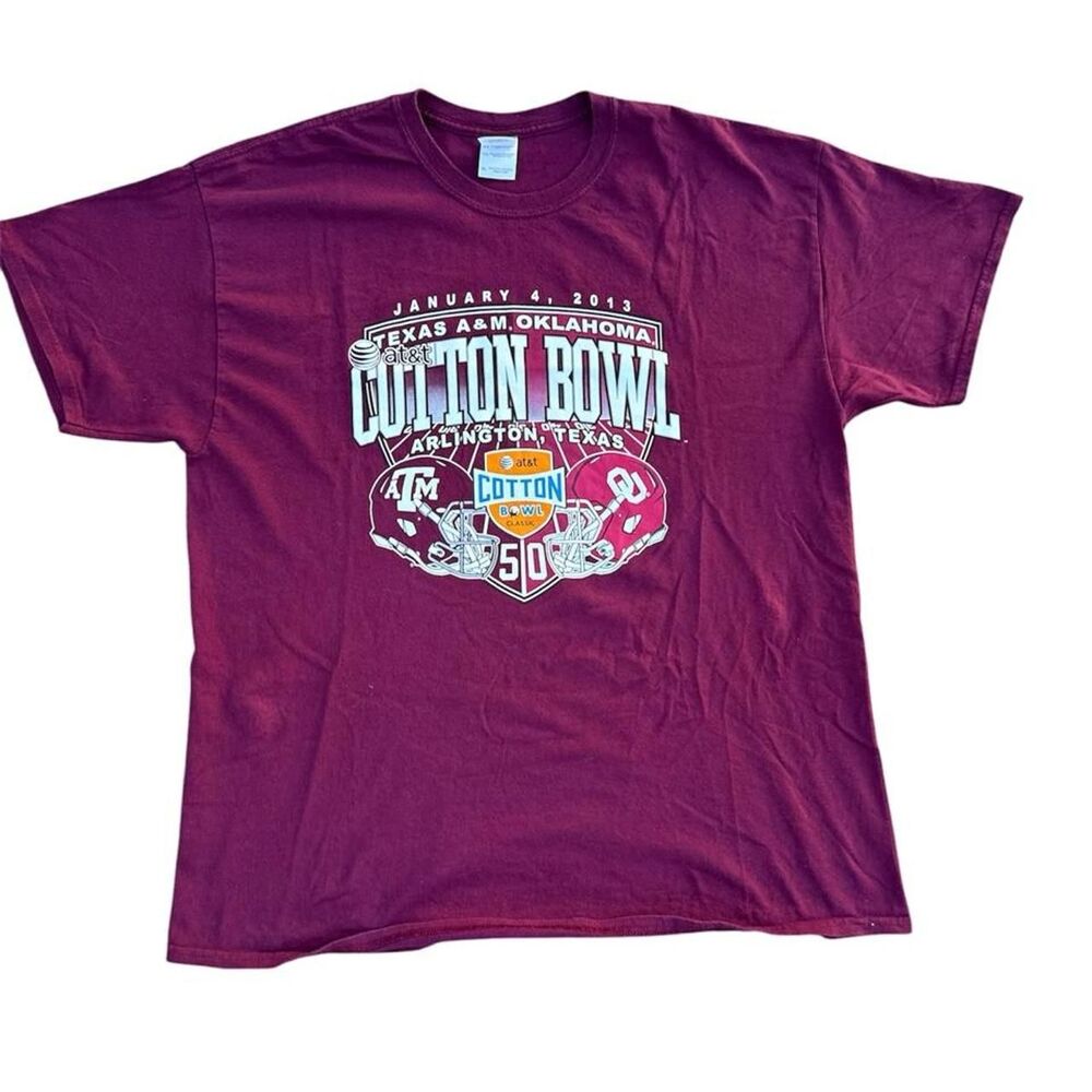 American-vintage Men's Burgundy and Red T-shirt